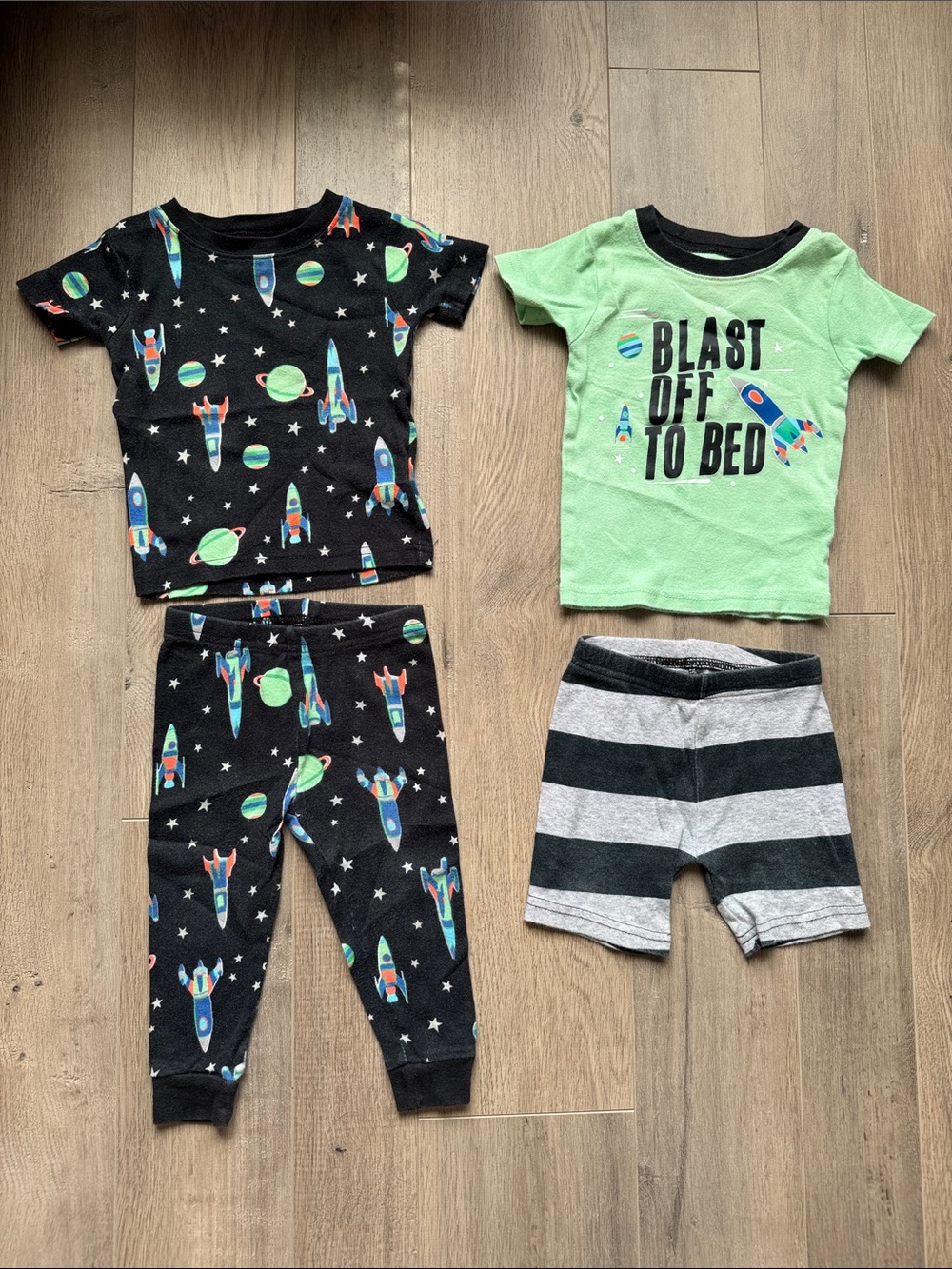Carter's Space Rocket Pajama Set - Black, Green & Gray